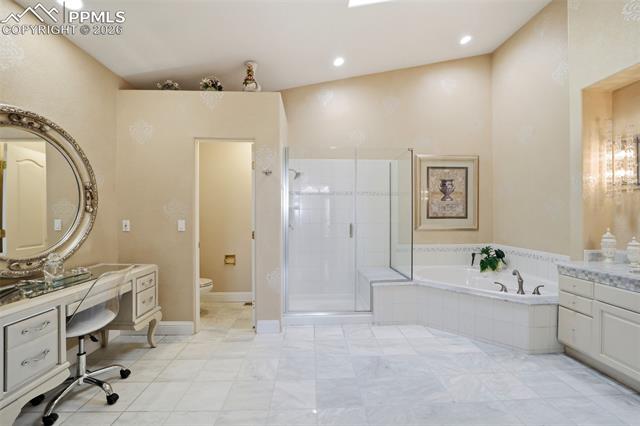 5035 Vista Del Sol Point