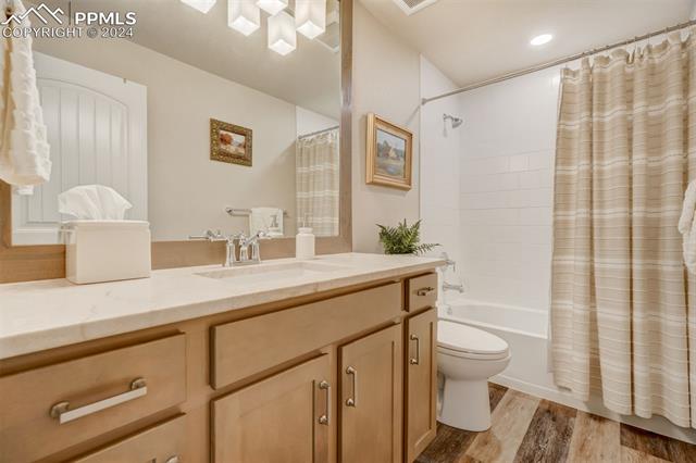 16321 Tree Top Court