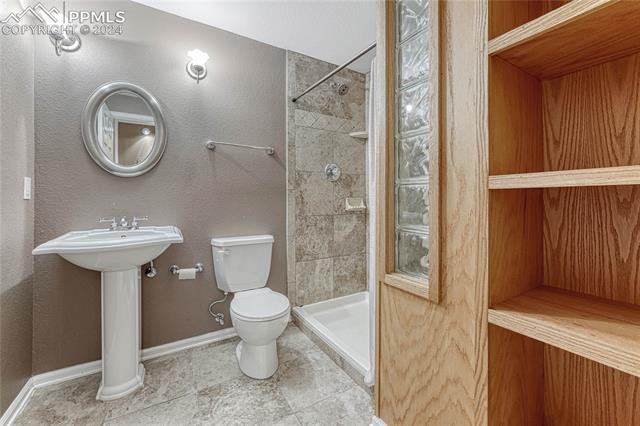 7862 Black Walnut Drive