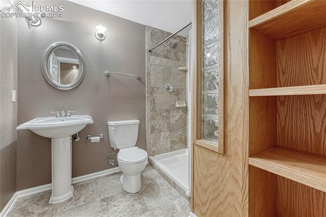 7862 Black Walnut Drive