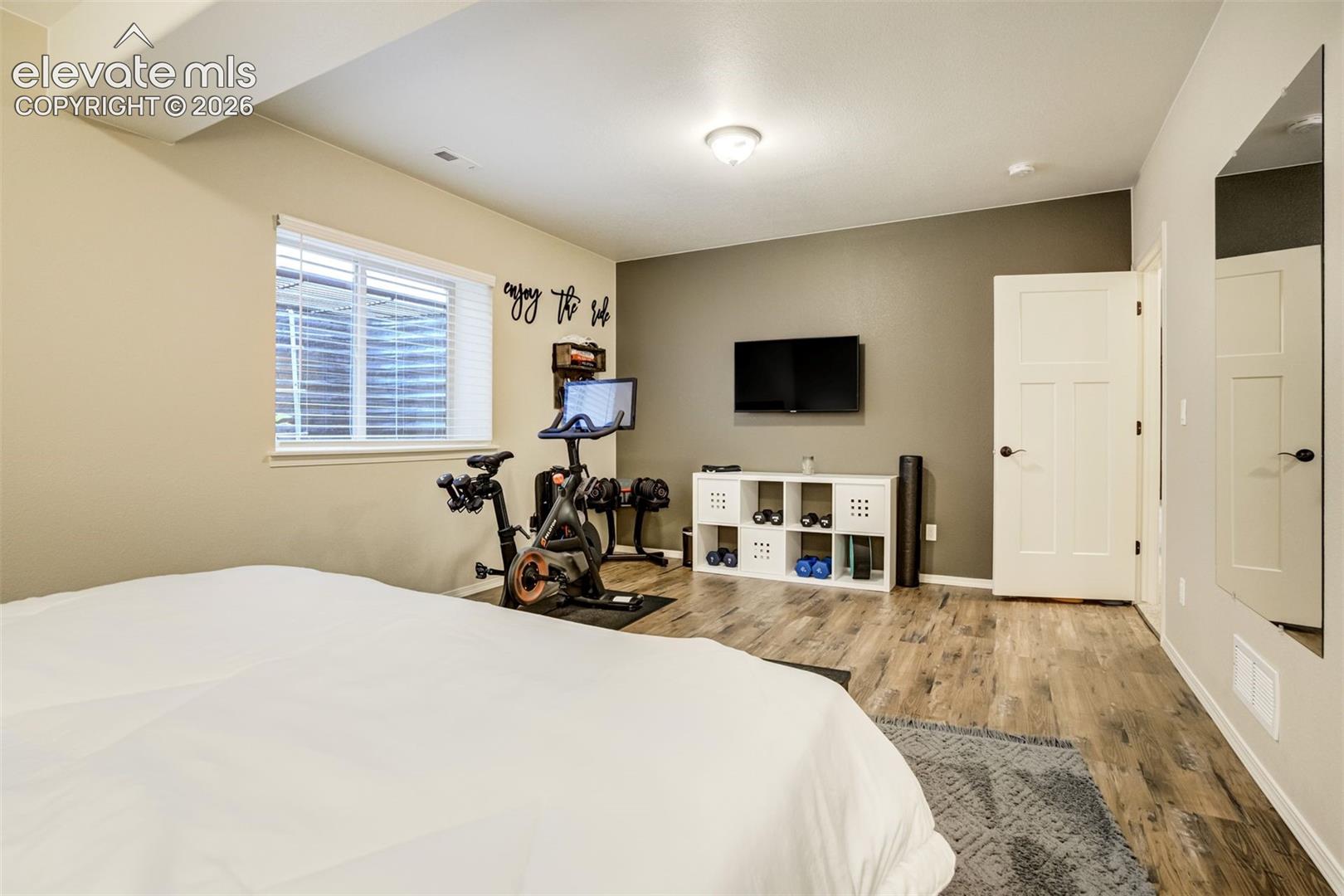 3069 Lakefront Drive
