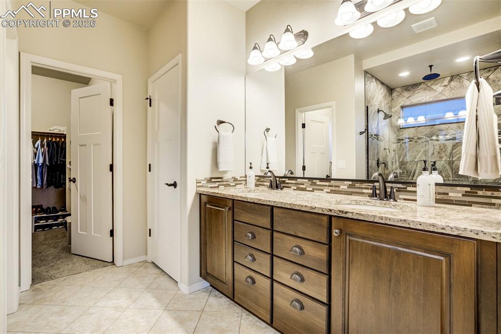 3069 Lakefront Drive
