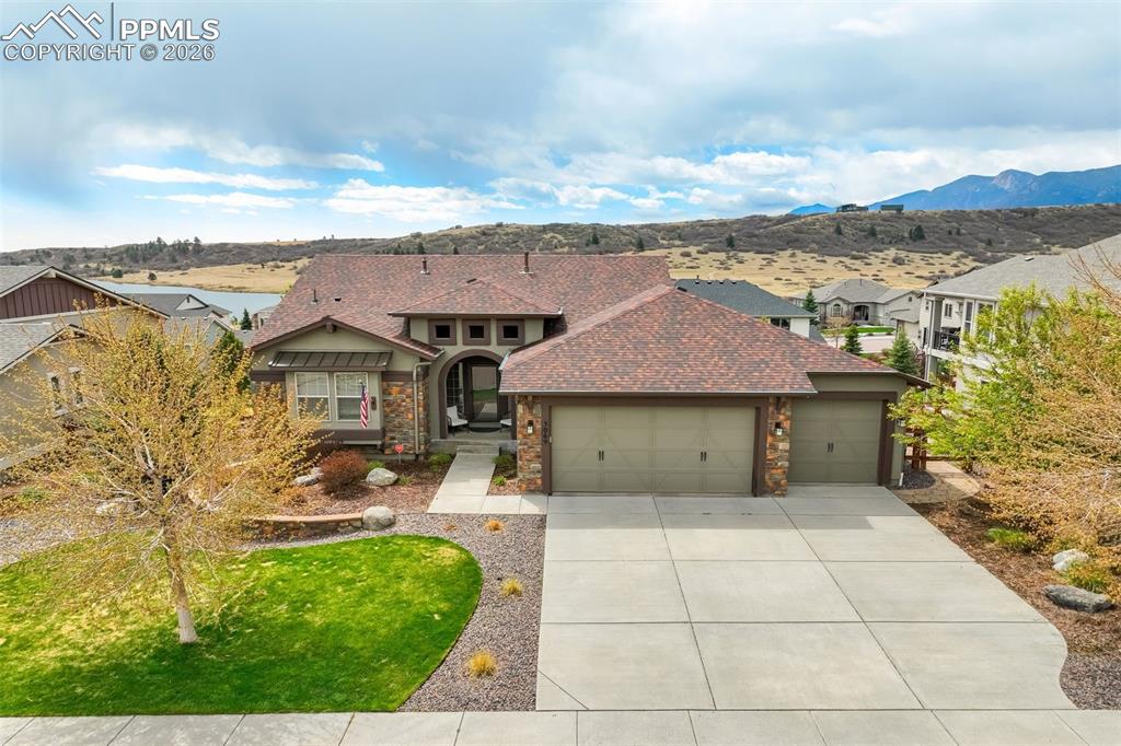 3069 Lakefront Drive