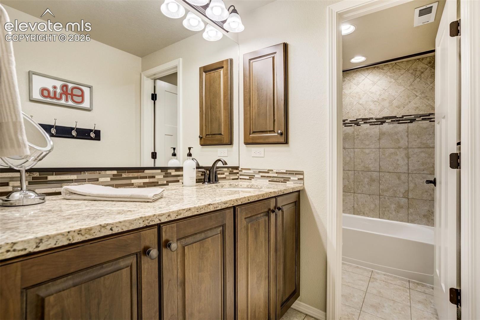 3069 Lakefront Drive