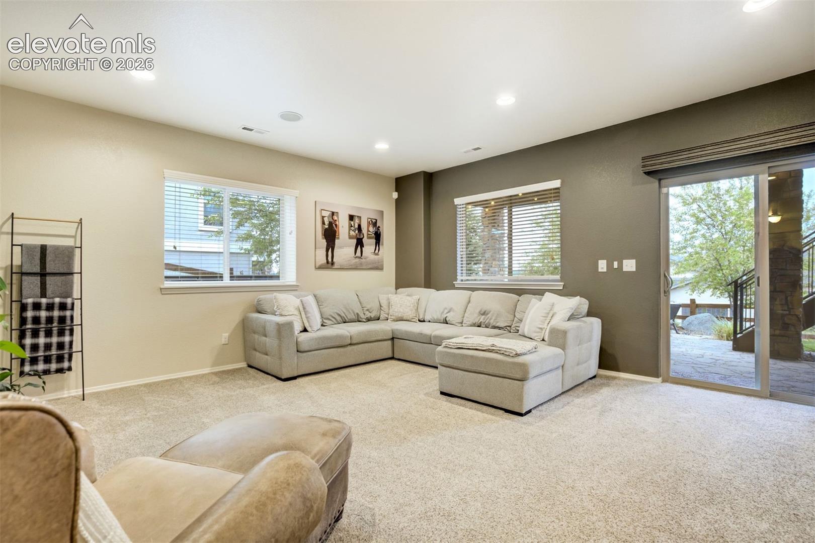 3069 Lakefront Drive