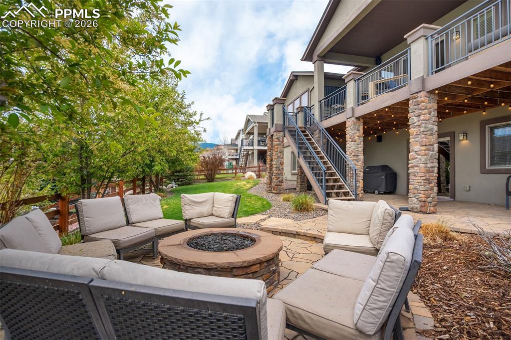 3069 Lakefront Drive