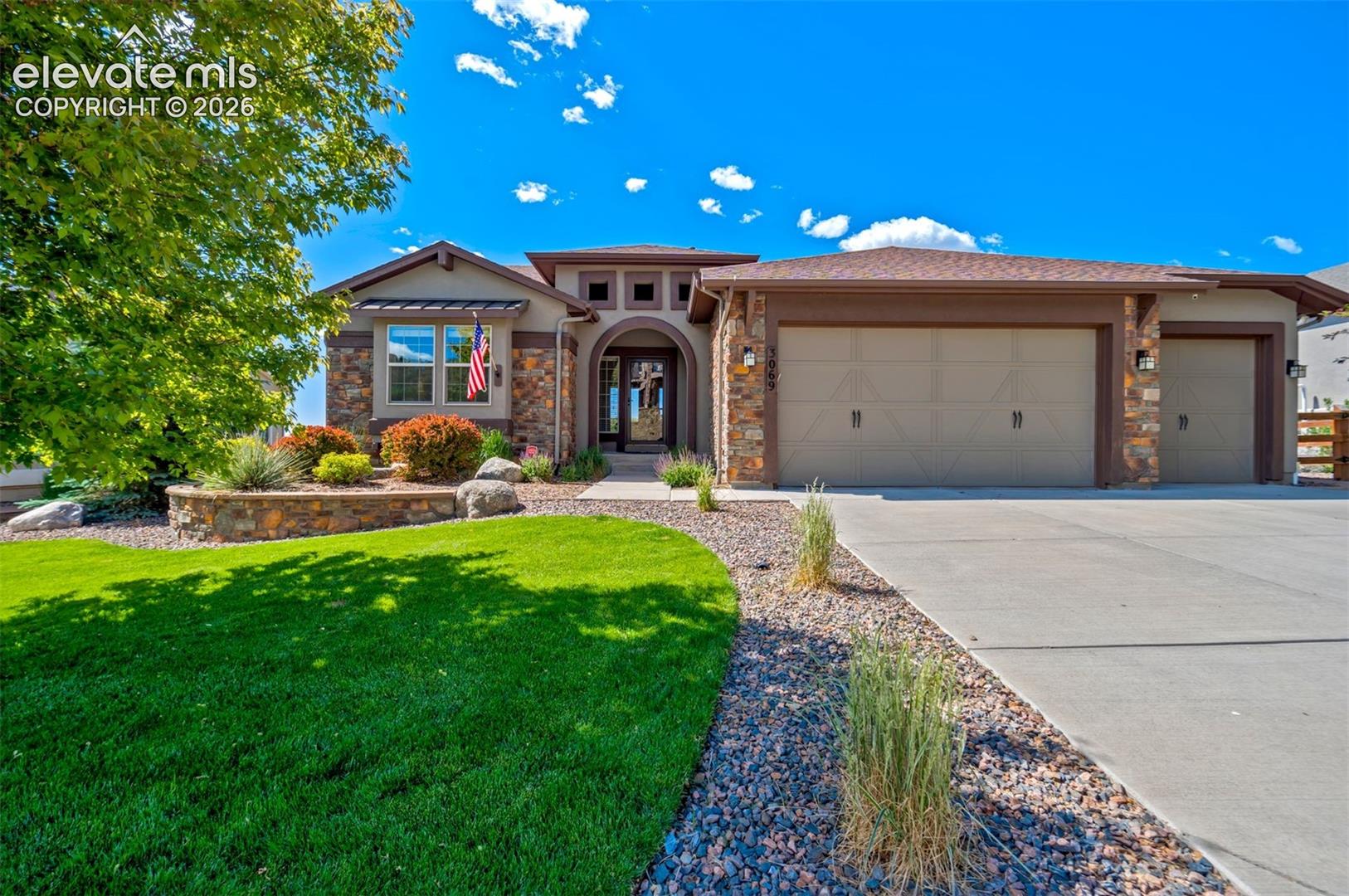 3069 Lakefront Drive