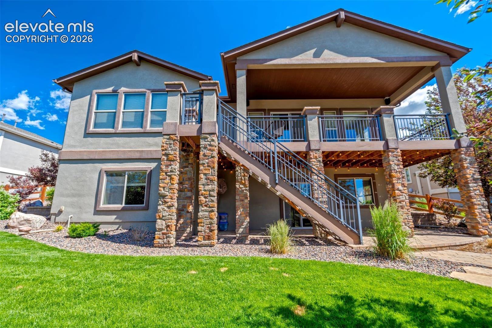3069 Lakefront Drive
