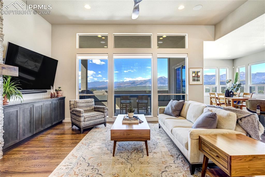 909 Sir Barton Drive