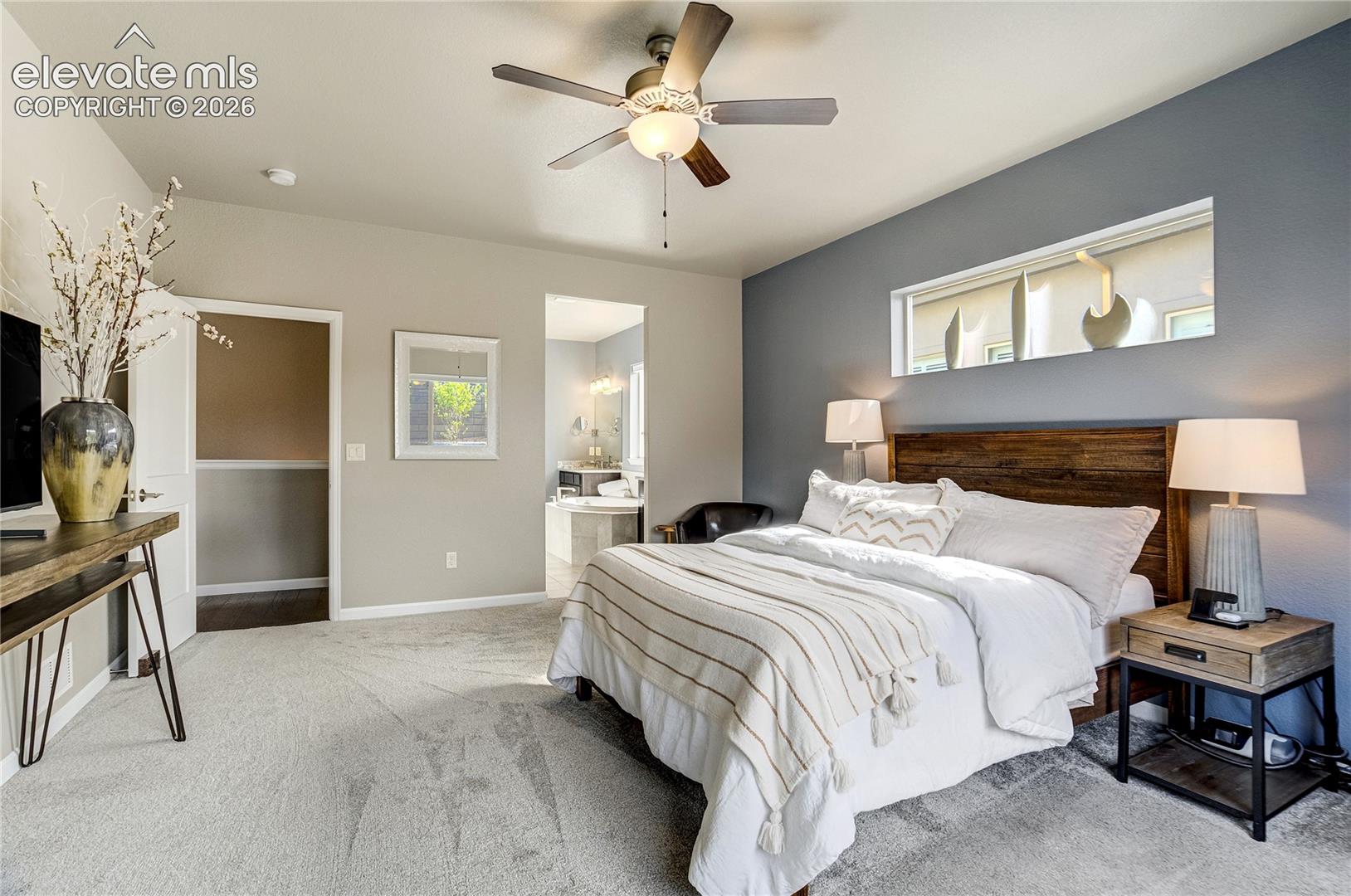 10573 Kelowna View