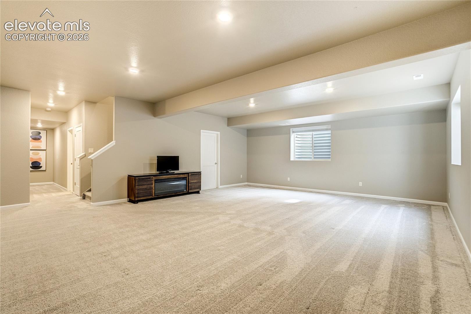 10573 Kelowna View