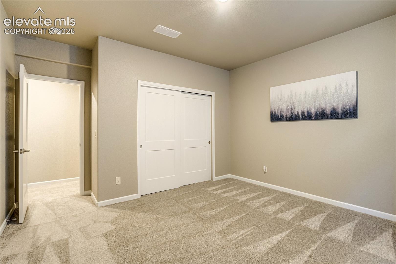 10573 Kelowna View