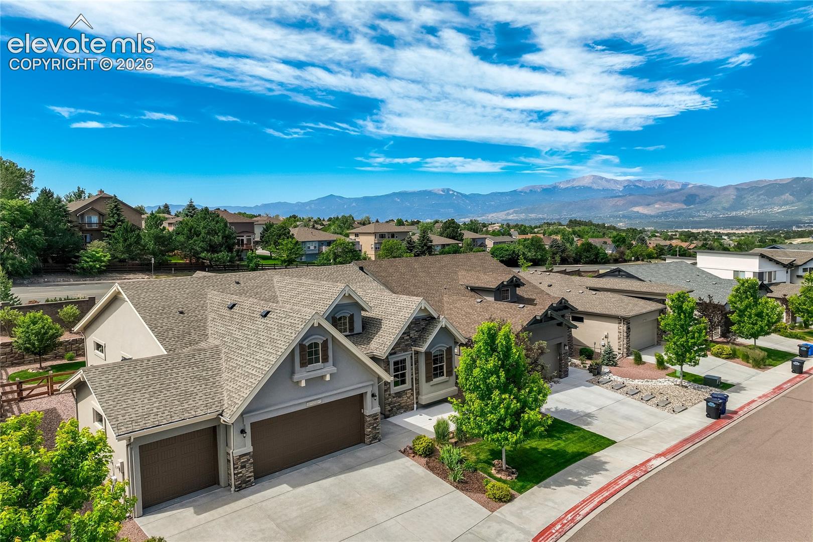 10573 Kelowna View