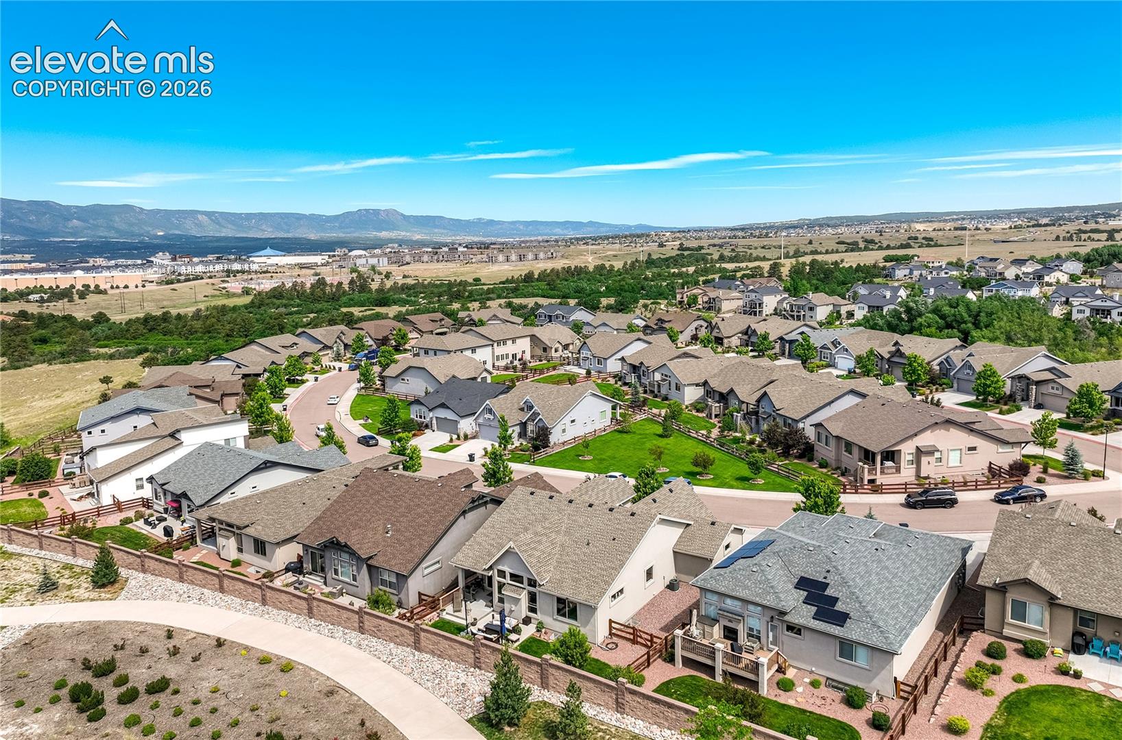 10573 Kelowna View