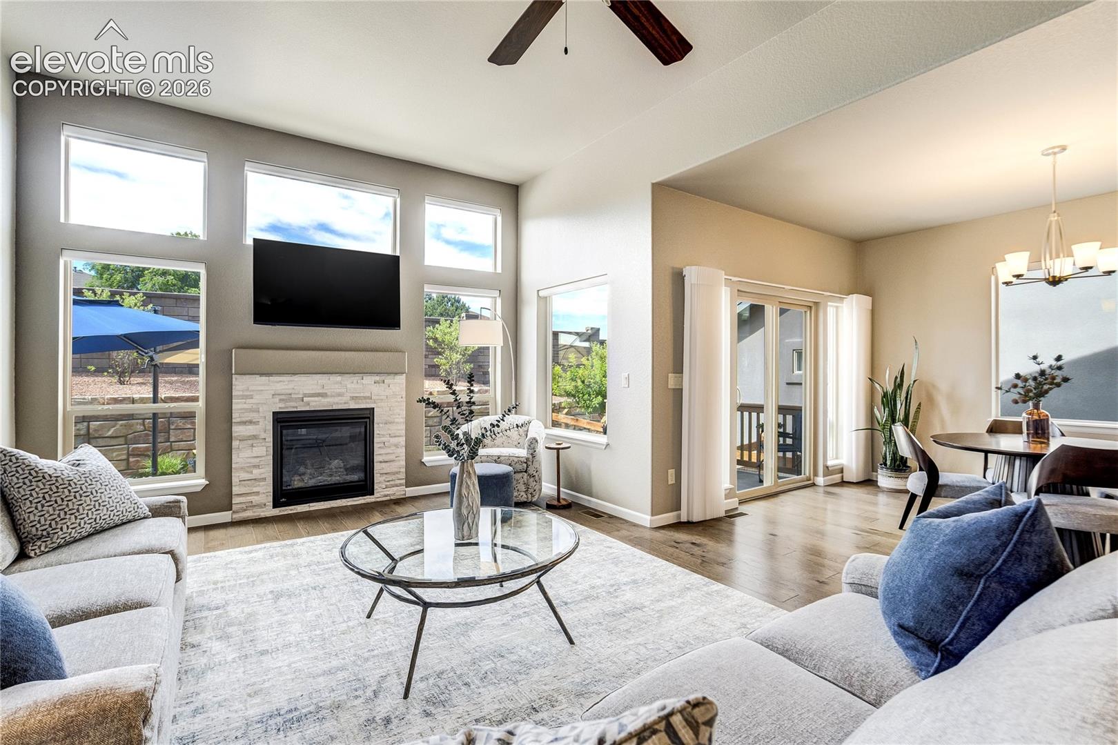 10573 Kelowna View