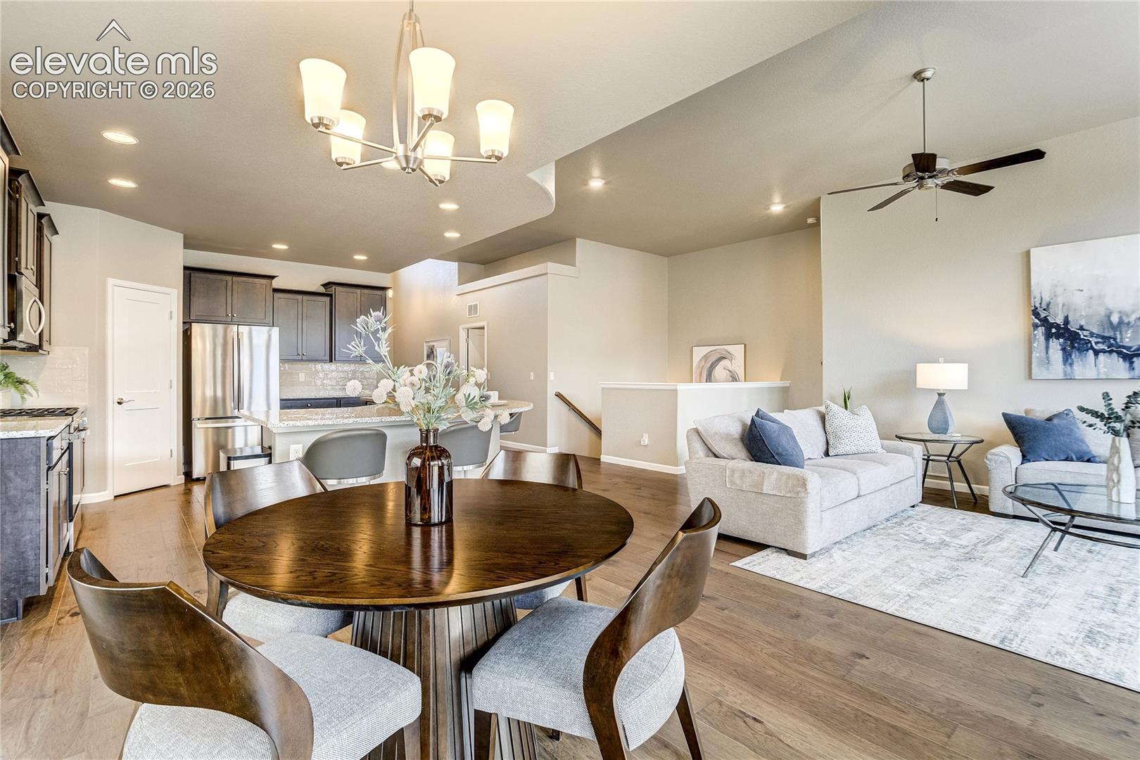 10573 Kelowna View