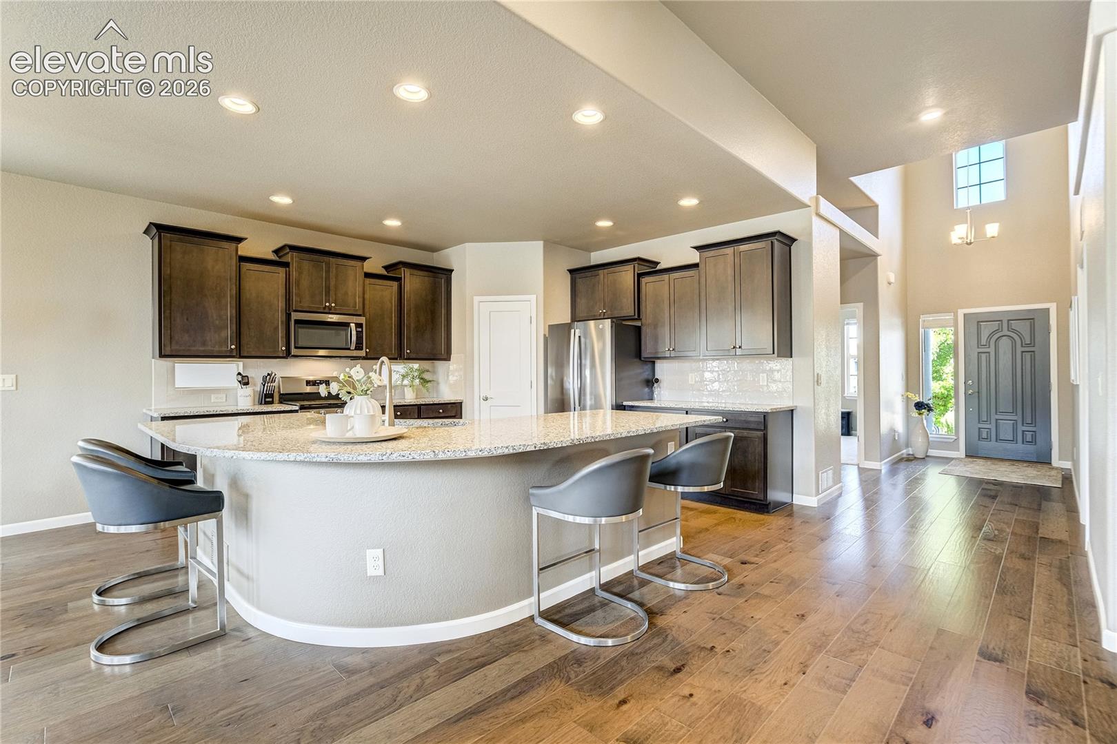 10573 Kelowna View