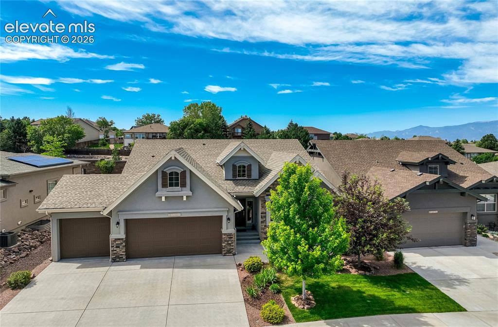10573 Kelowna View