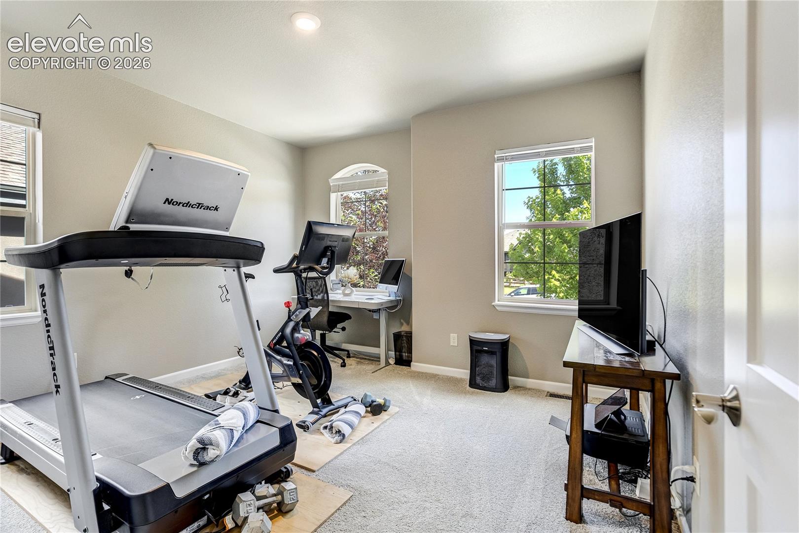 10573 Kelowna View