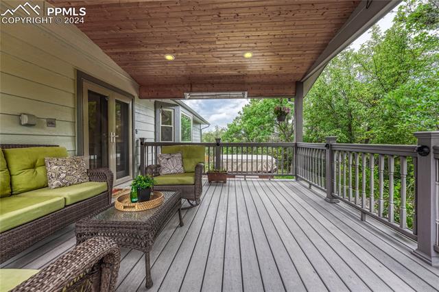 14635 River Oaks Drive