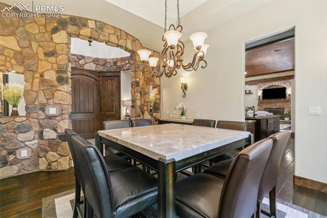 4558 Silver Nell Drive