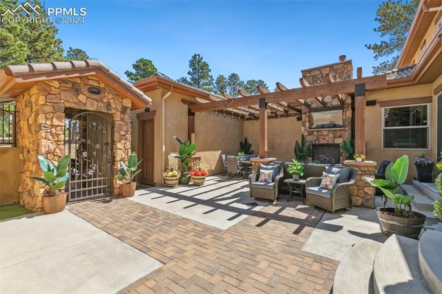 4558 Silver Nell Drive