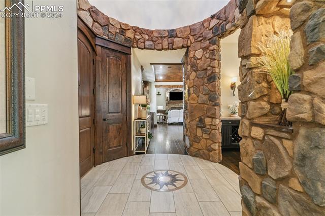 4558 Silver Nell Drive