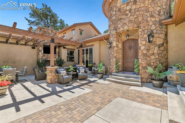 4558 Silver Nell Drive