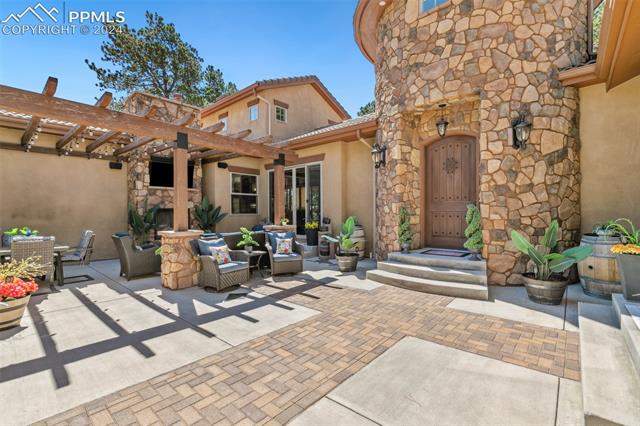 4558 Silver Nell Drive