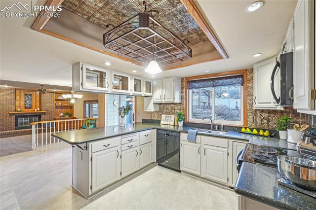 5368 W Cliff Point Circle