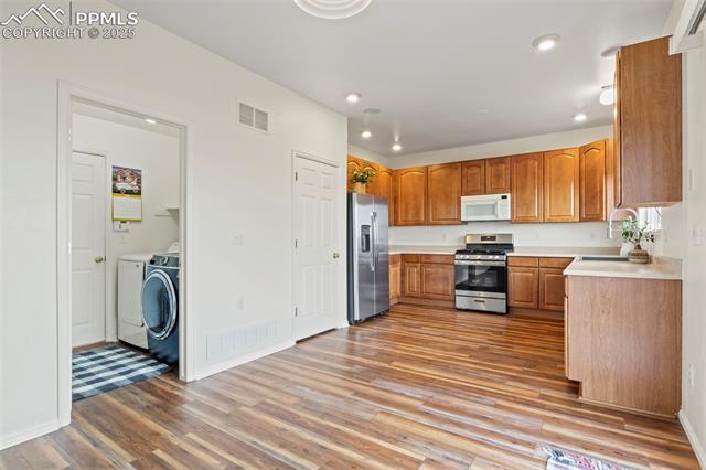 7215 Bonnie Brae Lane