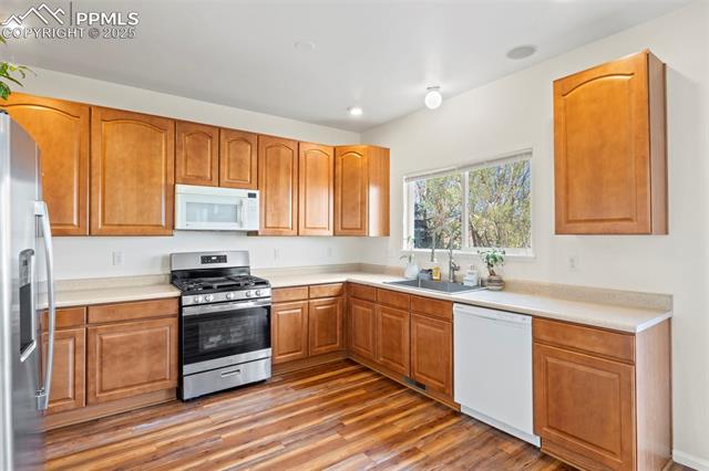 7215 Bonnie Brae Lane