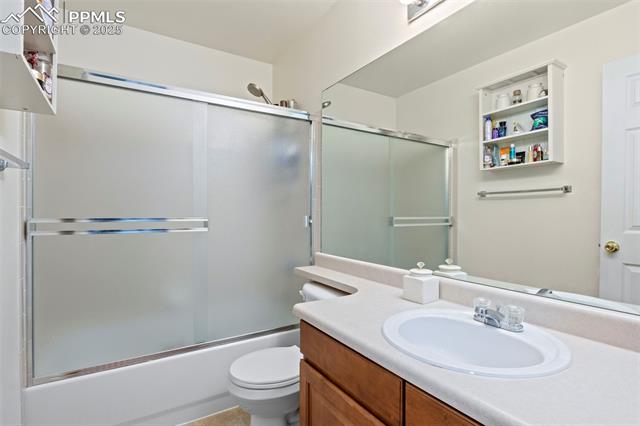 7215 Bonnie Brae Lane