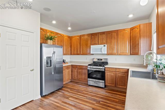 7215 Bonnie Brae Lane