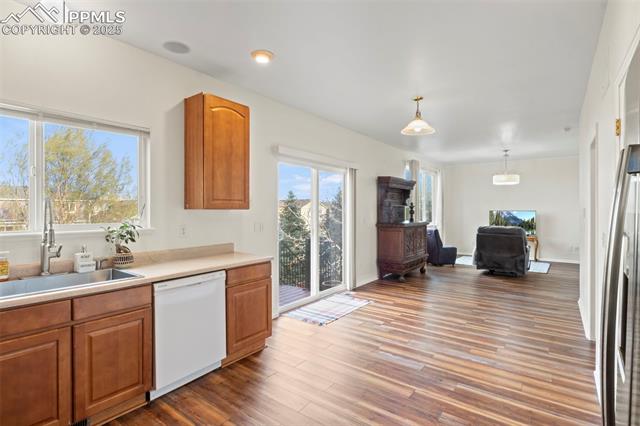 7215 Bonnie Brae Lane