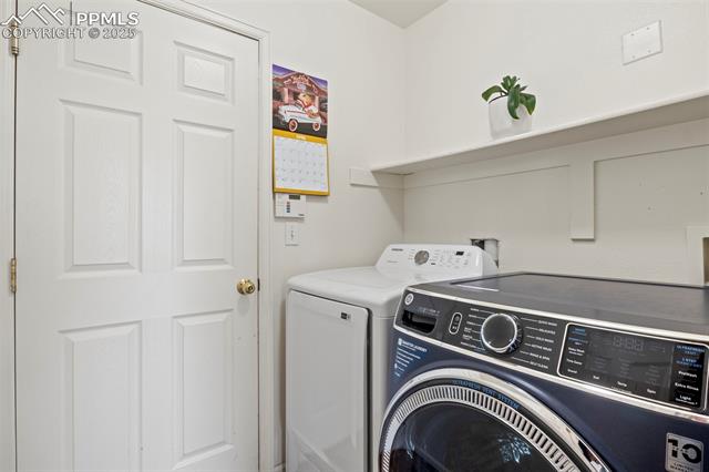 7215 Bonnie Brae Lane