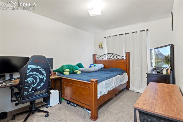 7215 Bonnie Brae Lane