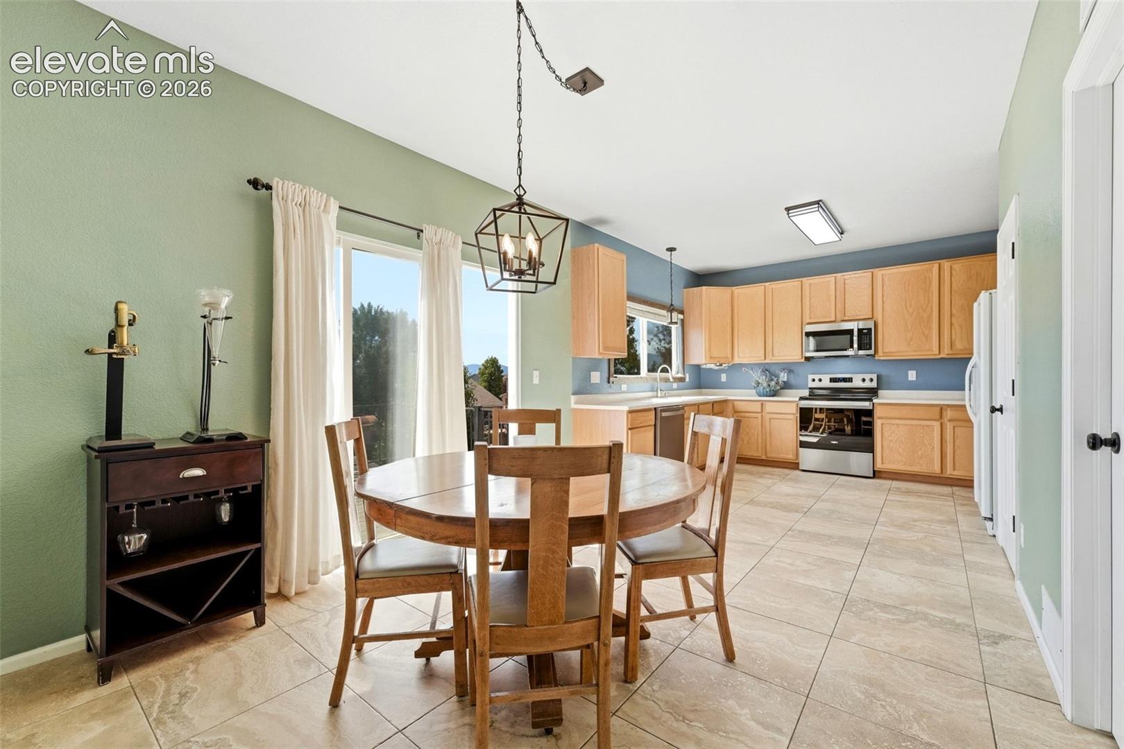 7105 Amber Ridge Drive