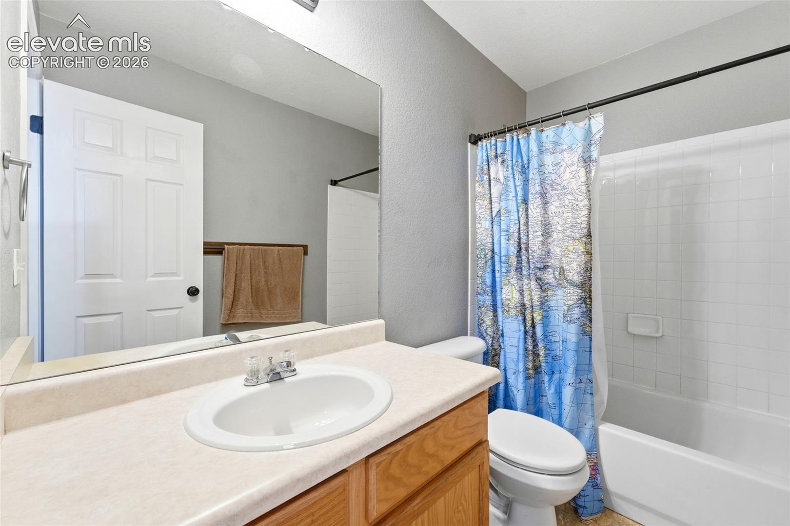 7105 Amber Ridge Drive