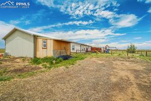 2285 E Ellicott Road S