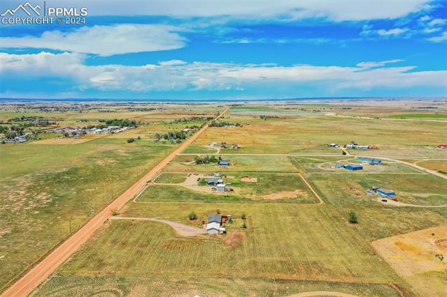 2285 E Ellicott Road S