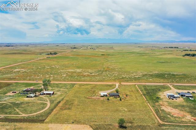 2285 E Ellicott Road S