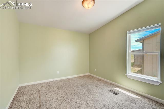 2285 E Ellicott Road S