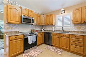 2005 Ambleside Drive
