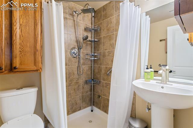 2005 Ambleside Drive