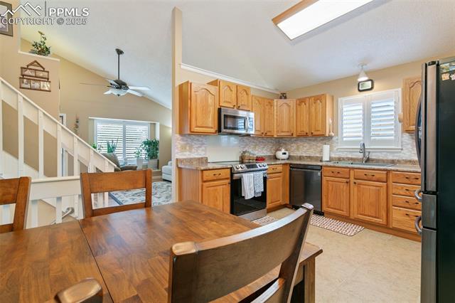 2005 Ambleside Drive