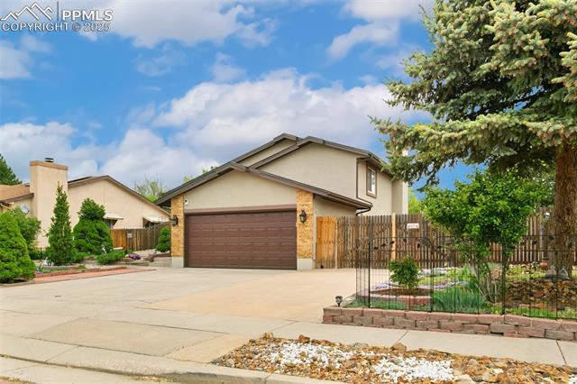 2005 Ambleside Drive