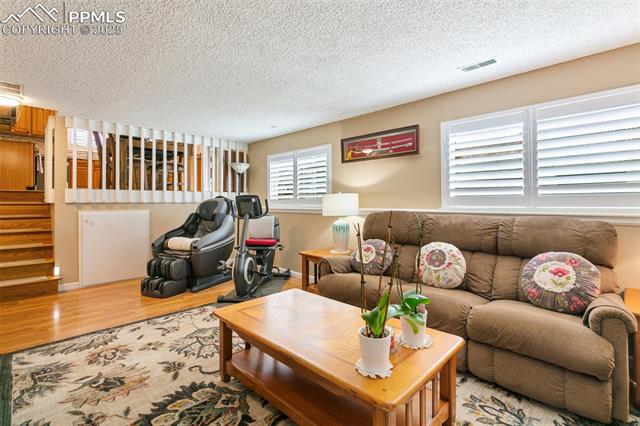 2005 Ambleside Drive