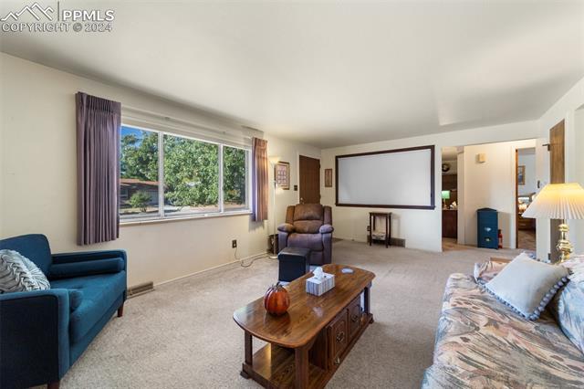 155 S Brentwood Drive