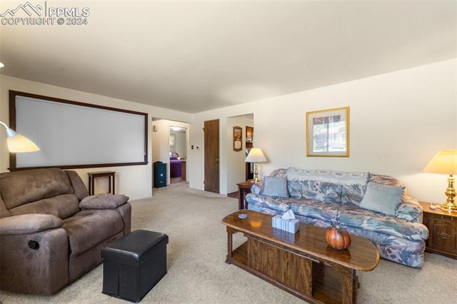 155 S Brentwood Drive